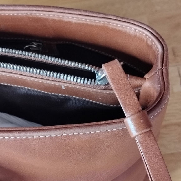 Coach Hampton Business Tote - Picture 10 of 15